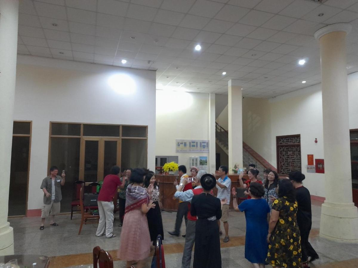 Khach San Vuon Quoc Gia Ba Be Hotel Bac Kan Exterior photo