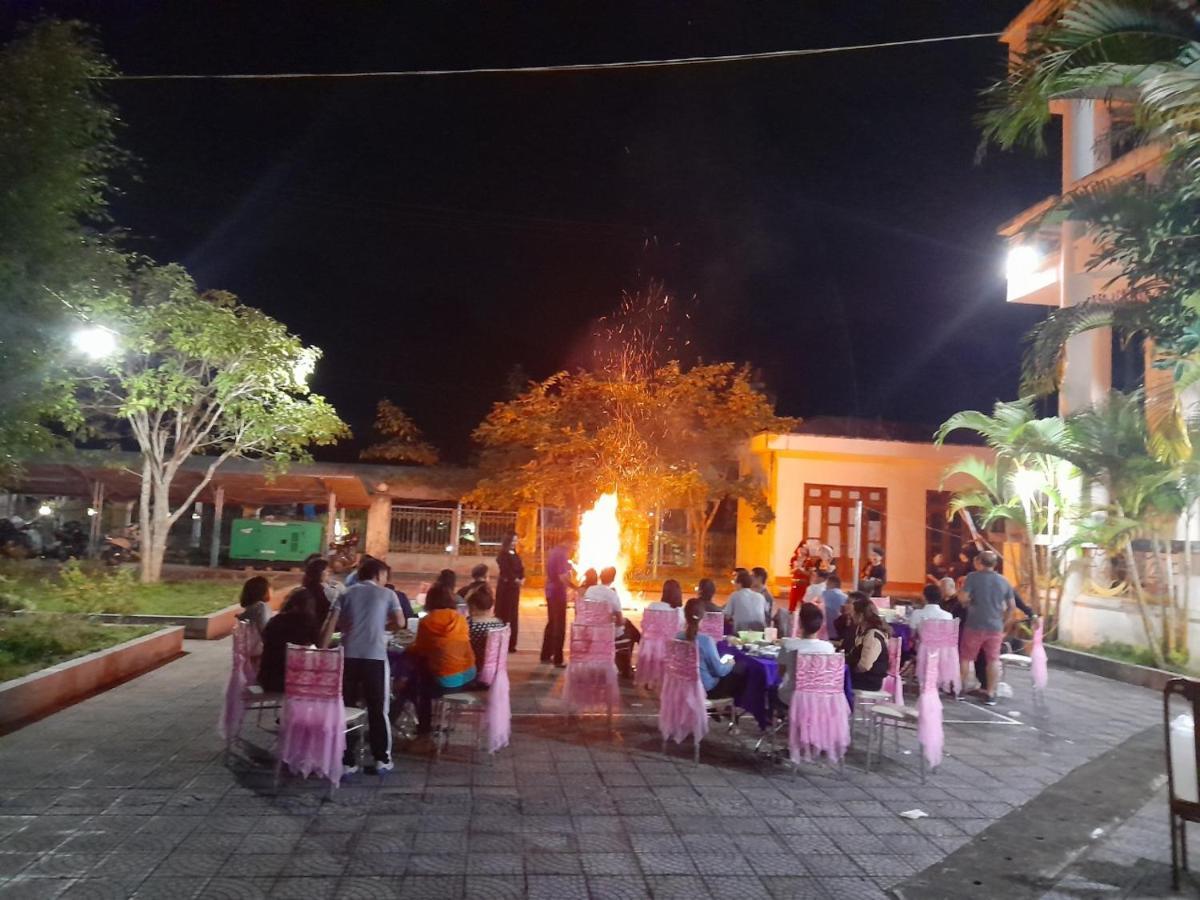 Khach San Vuon Quoc Gia Ba Be Hotel Bac Kan Exterior photo