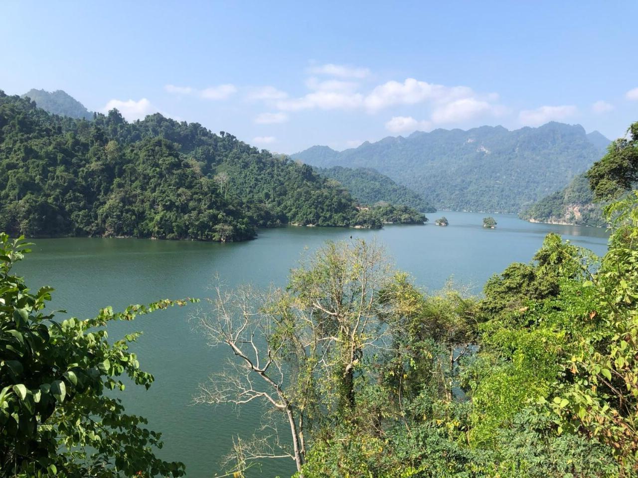 Khach San Vuon Quoc Gia Ba Be Hotel Bac Kan Exterior photo